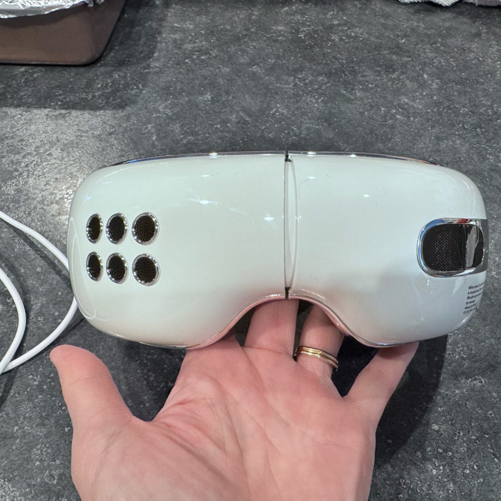 Eye Massage Device (for migraines!) with heat and cold settings